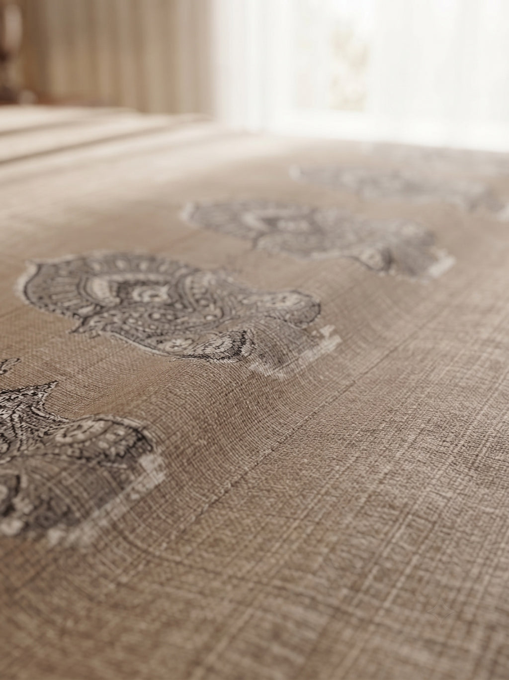 Warm Sand Beige Paisley Bedsheet Set – Elegant Indian Heritage Motif Print with 2 Pillow Covers