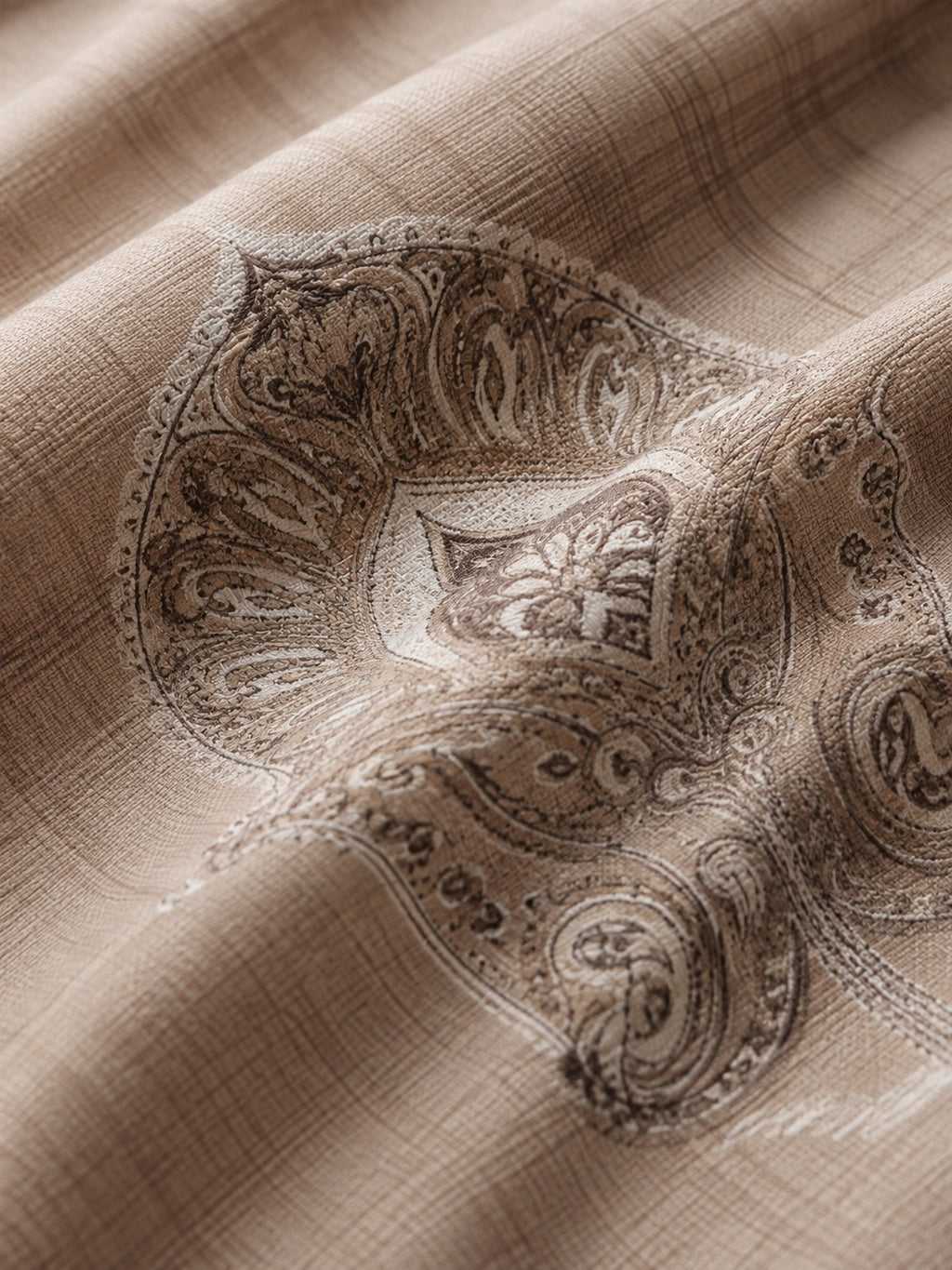 Warm Sand Beige Paisley Bedsheet Set – Elegant Indian Heritage Motif Print with 2 Pillow Covers