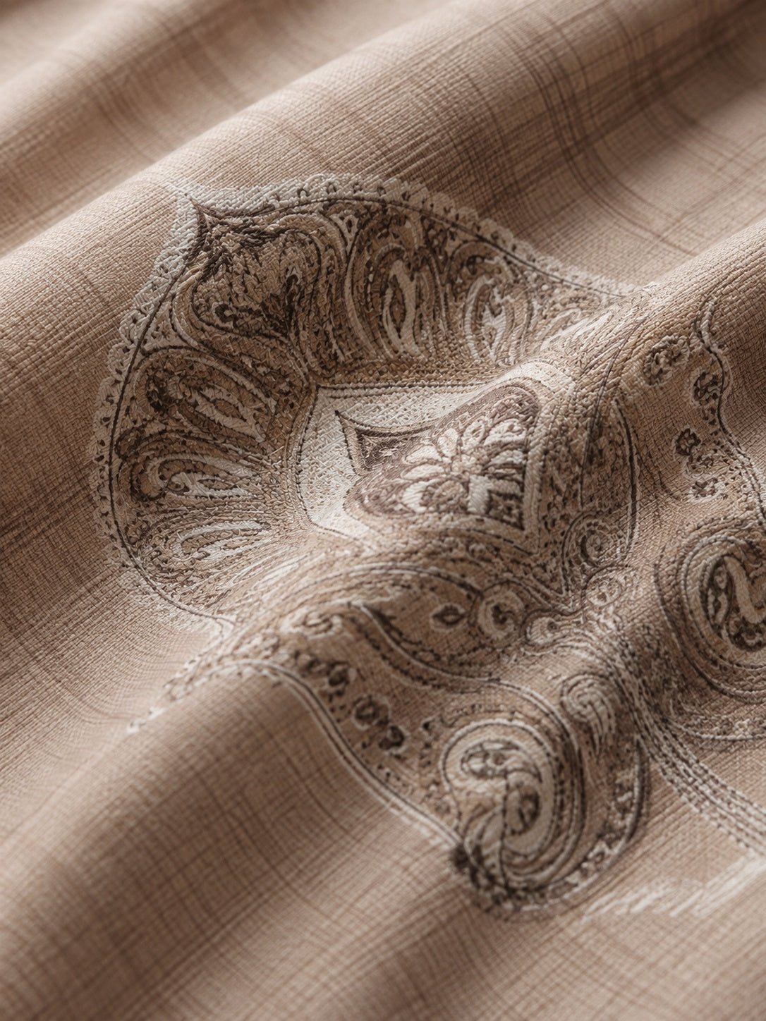 Warm Sand Beige Paisley Bedsheet Set – Elegant Indian Heritage Motif Print with 2 Pillow Covers